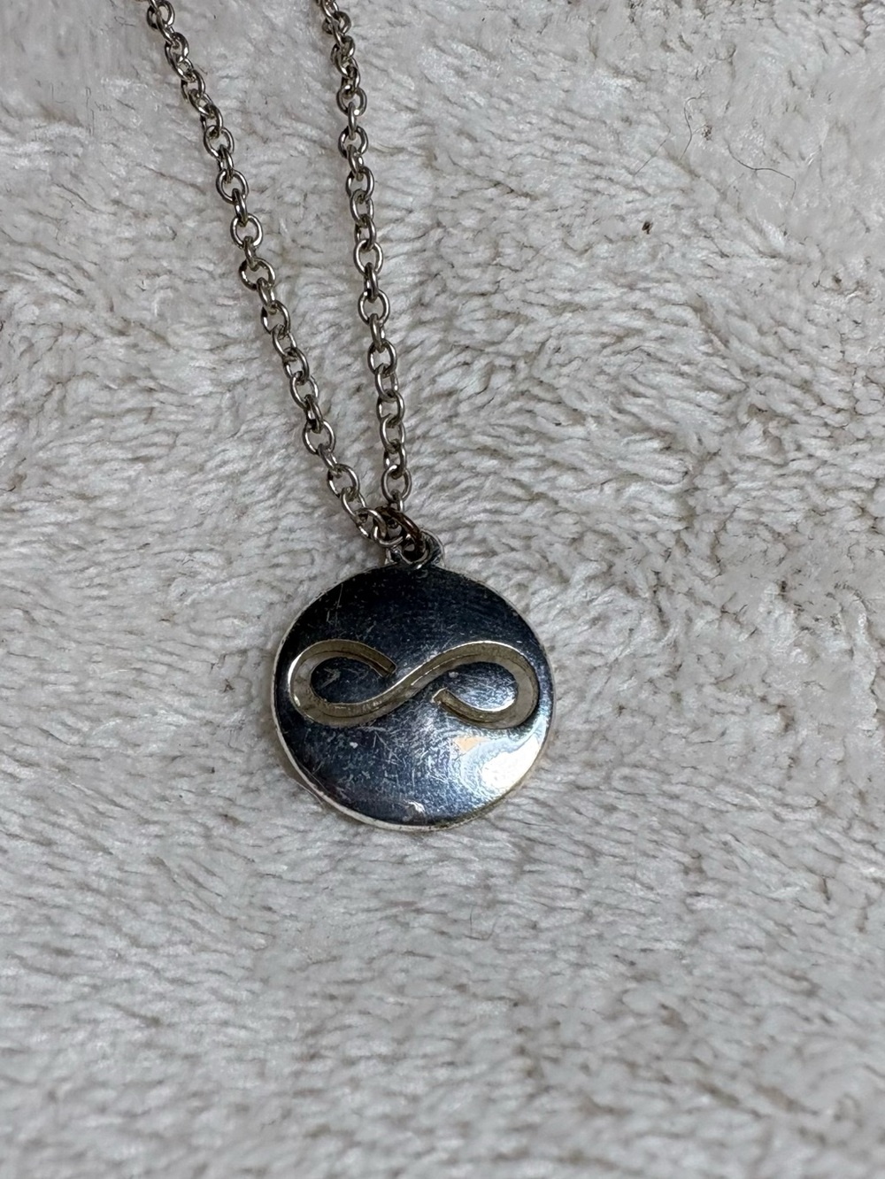 Silver infinity pendant necklace